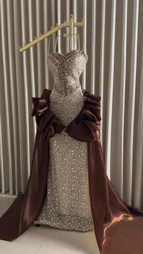 Welkom in de wereld van elegantie 889911c3 5389 4af0 a34f a1369f050096